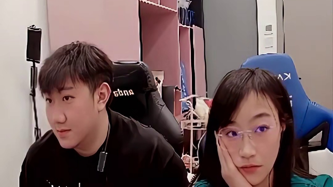 ES力擒炫石拿到赛季第六胜，牛经理喜不自胜要订包厢，宋皇夸赞牛经理当世投资鬼才