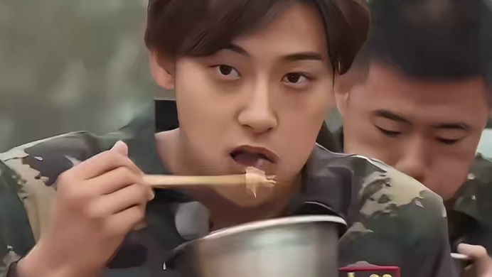 到底是谁发明的黄子韬！小表情太好笑了