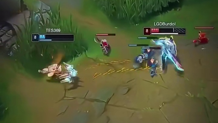 LPL上单操作的博弈细节