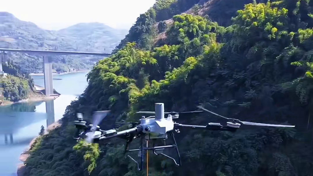 有吊运需求，就找大成航空吊运