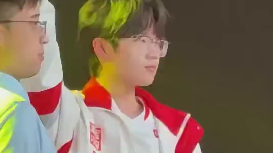 捧杯时刻  ​​​