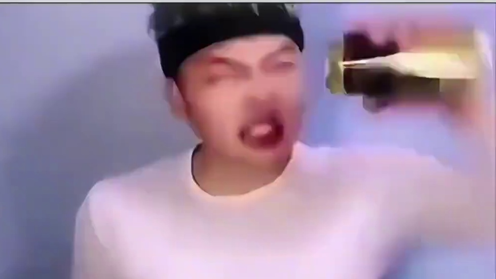 同样是扫码毁号清雨你就学吧 看看蛋神是怎么毁的！