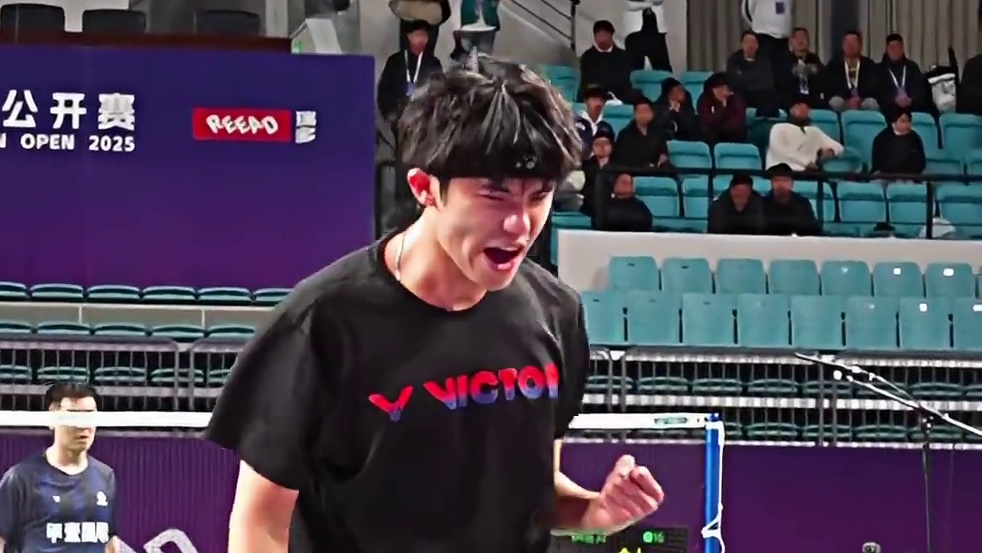 领先八分 叶舟洋 强力冲击三冠王詹俊为 CHEAM JUNE WEI 林丹杯经典战