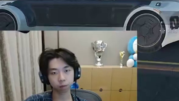 核心区吃美了！XDD航天跑刀乱炫五红吃到拿不下！黑室混烟法！