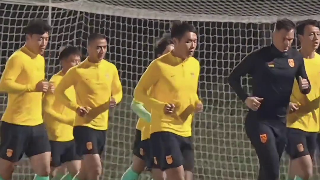 中国男足进行警示教育，将集体观看央视反腐纪录片
