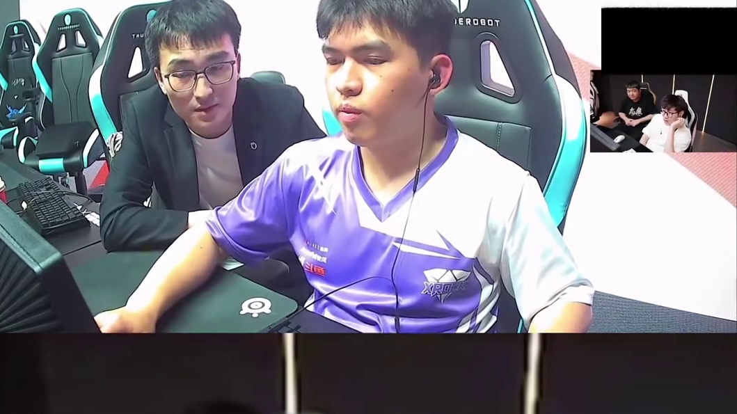 炫石2比7落后翻盘EP 韧性太强了 白魄不仅把绿茶摁死在替补席 第一图赛后还要加练！老白跟绿茶说下赛