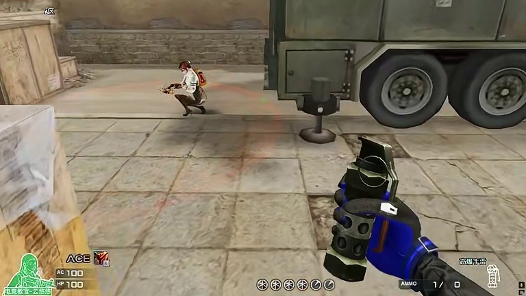 偷包如喝水，简简又单单。