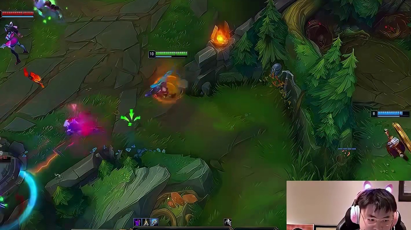 操作偏离设计师初衷：Uzi韩服排位再现外挂操作，从头到尾都是高能！