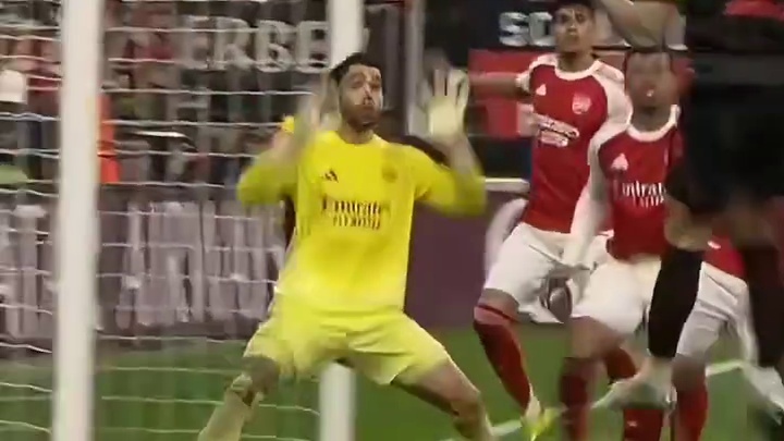 用你最强的武器击倒你！药厂角球开到后点#足球