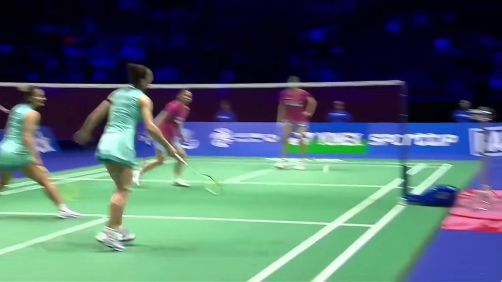 【纯享】欧亚大战！国羽女双李怡婧王漪朵12-19逆天追分！