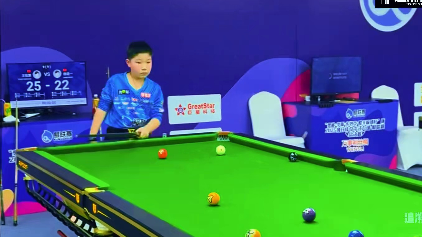 独牙鲲联赛最搞笑一幕，让现场所有人都笑到破防