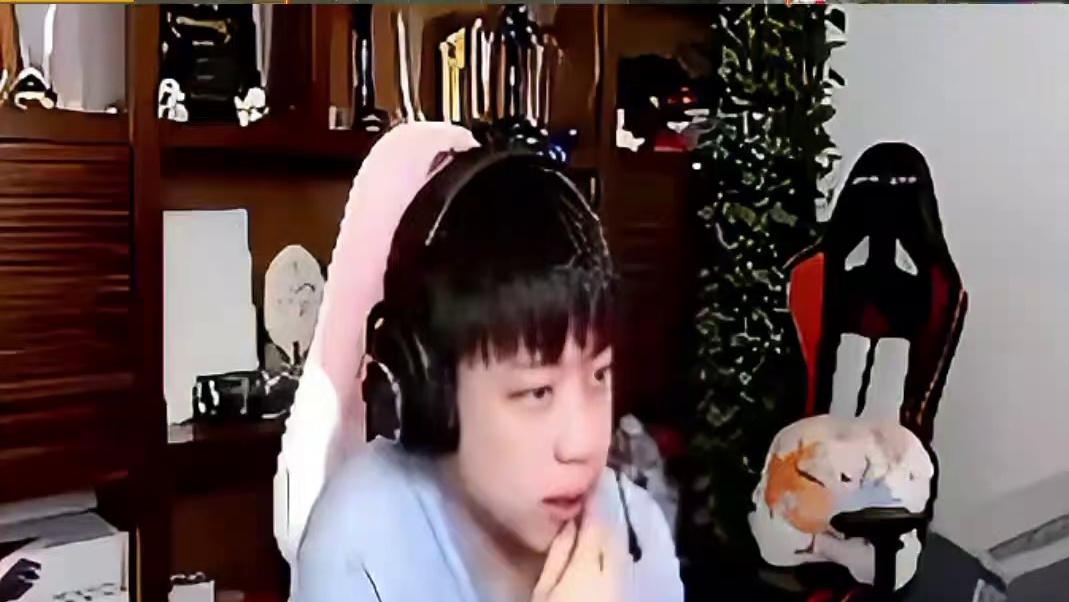 宠儿谈个人竞技和爆破实战的区别，直言个竞只需记复活点就行，而爆破真正考验综合能力