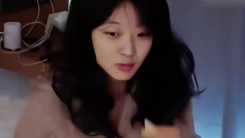 孙千就躺在我床上了