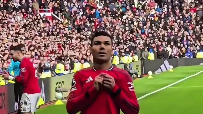 曼联3-1维拉，B费两助攻，卡塞米罗、谢什科破门