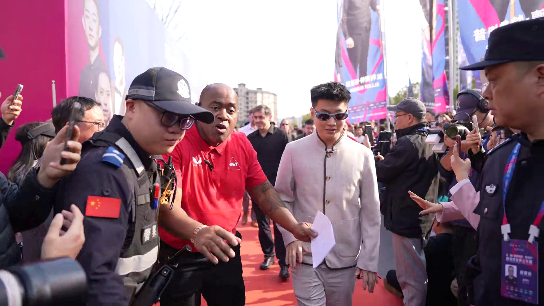 世界公开赛开幕入场-赵心童