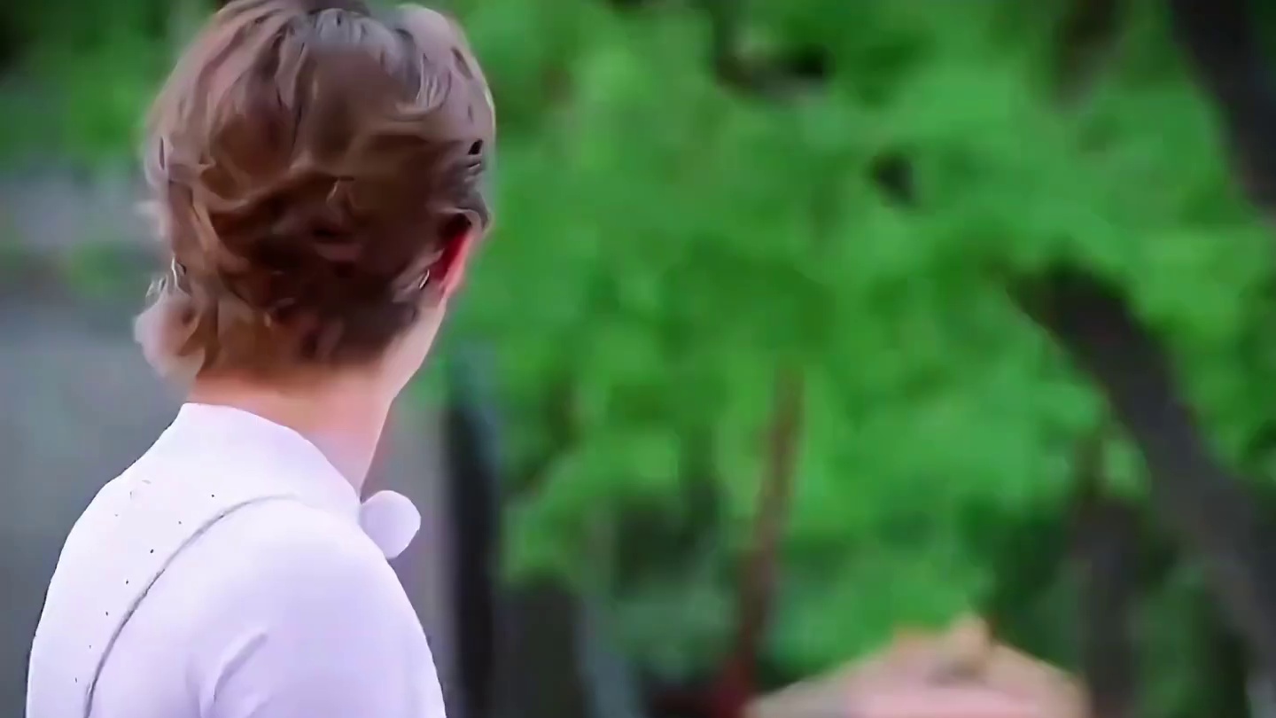 范丞丞。还没见过这么笨的人