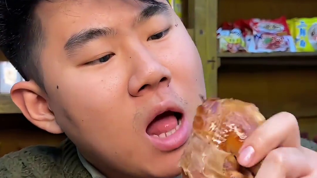 此鸡只应天上有，人间难得几回尝？