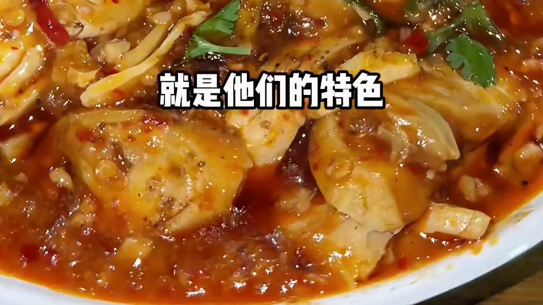 在崇州开了二三十年的苍蝇馆子，一份豆花一份卤肉不错不错