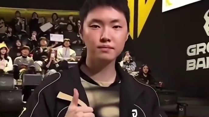 HongQ即将首次交战Chovy 3月17日21点GEN对战JDG，敬请期待！