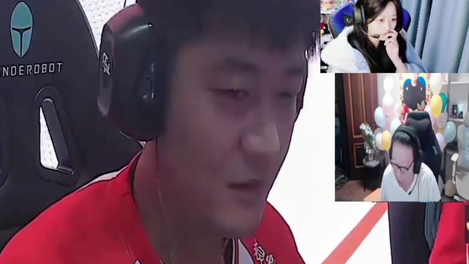 欧欧大哥依旧是CF的骄傲 VKS当幻神用 连瞬四个