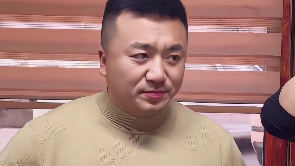 眼神里全是感谢