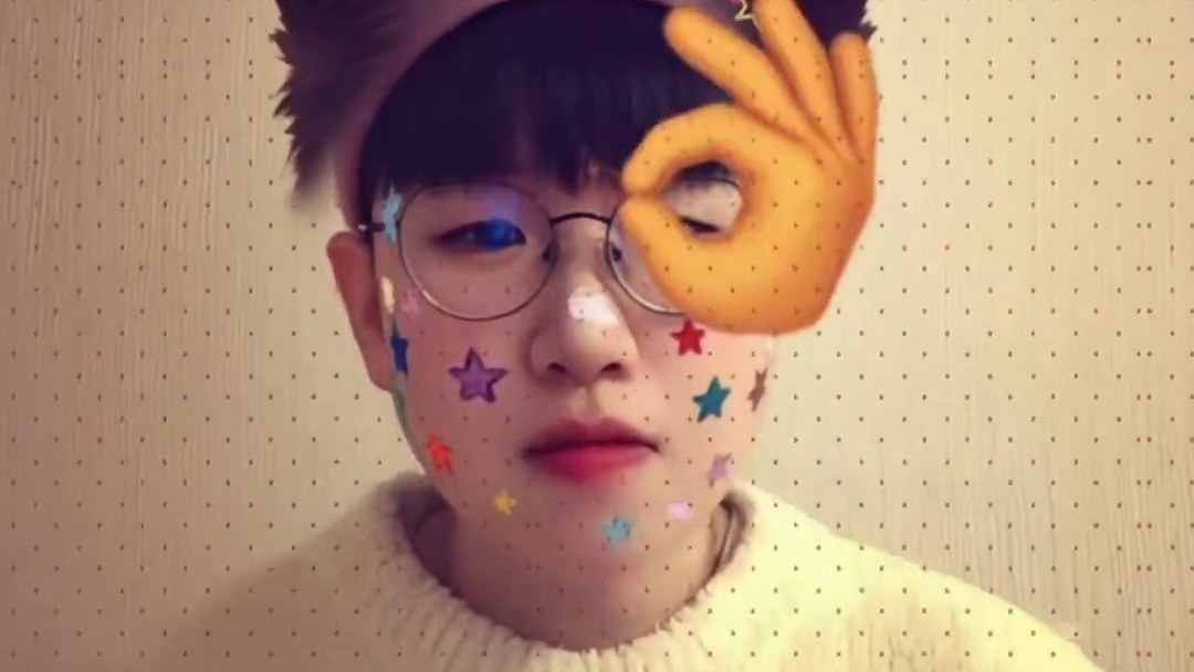 矢志不渝，笃行不怠。