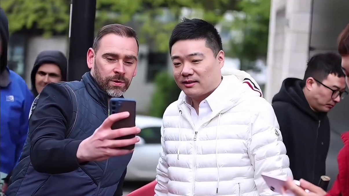 恭喜丁俊晖保留世锦赛种子席位！二师兄宾汉姆止步32强，吴宜泽这波立下大功劳啊