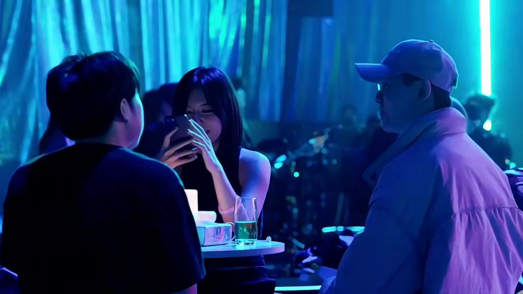 鸡斯卡年终盛典现场视频送达！ 我们将最诚挚的感谢，献给所有让PUBG生生不息的玩家朋友、创作者、主播