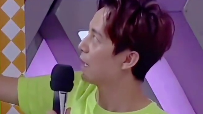 李维嘉：何炅爷爷，你看错了