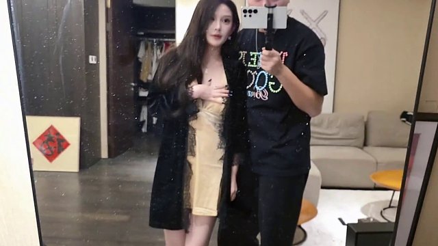 【小小小酷哥】小酷勇闯女嘉宾家中被其睡衣拿捏，都快掉出来了