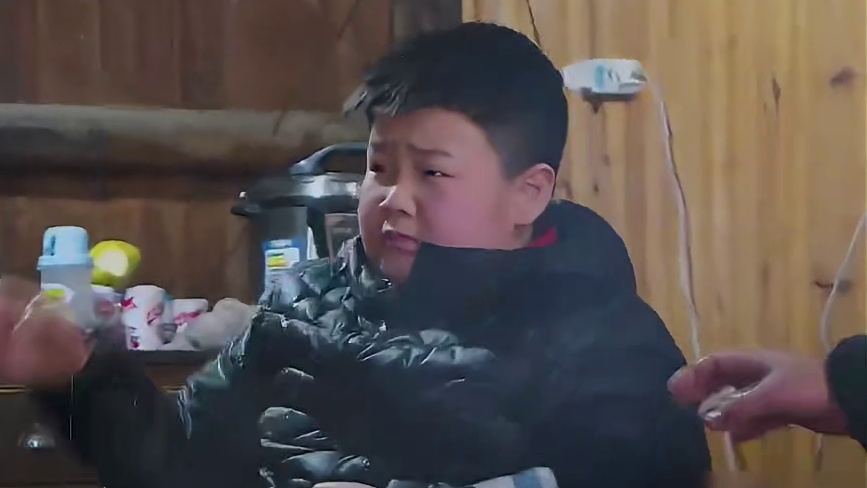 变形计史上最委屈的主人公：因为太胖被送去变形，回来结果更胖了