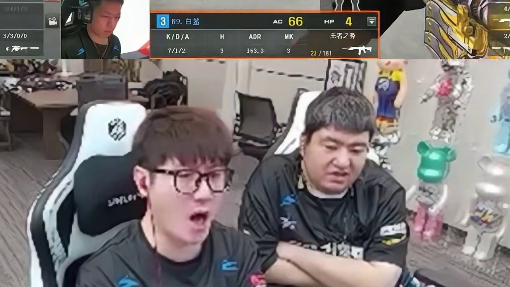 老牌M4突击手余威犹在，念旧黑骑士上演五杀秒狙精彩操作，老白直言以后不许用加利尔