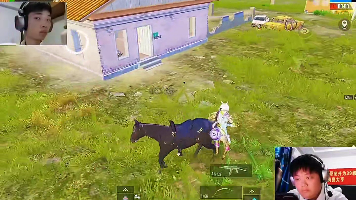 克里斯在野区碰到落单的满编队，实力太强一穿四队友识趣上供M338轻机枪！