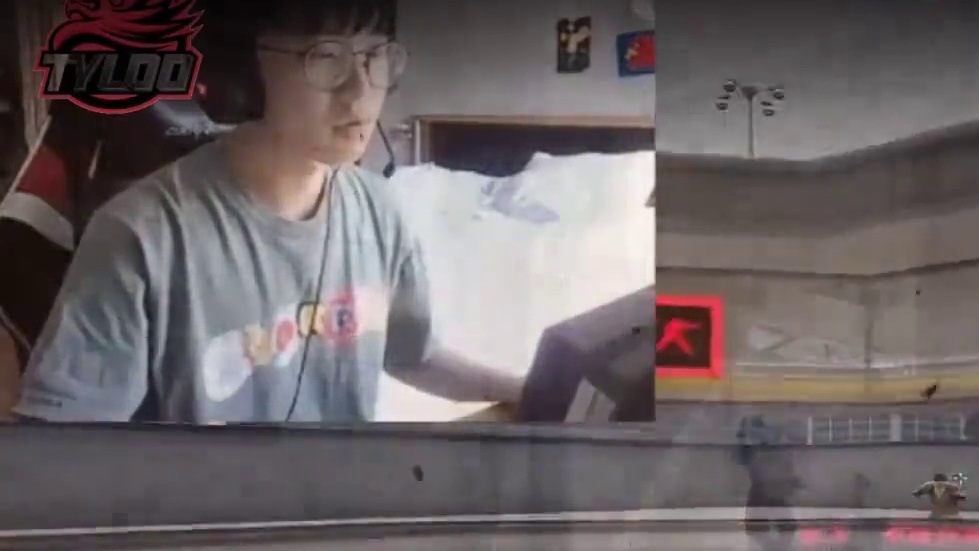 “到底要吃多少苦...才能成角啊！”（此片献给JamYoung和所有对CNCS贡献过青春的普通人）#