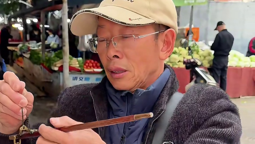 上天入地再也找不到比我更爱吃茯苓糕的人了！