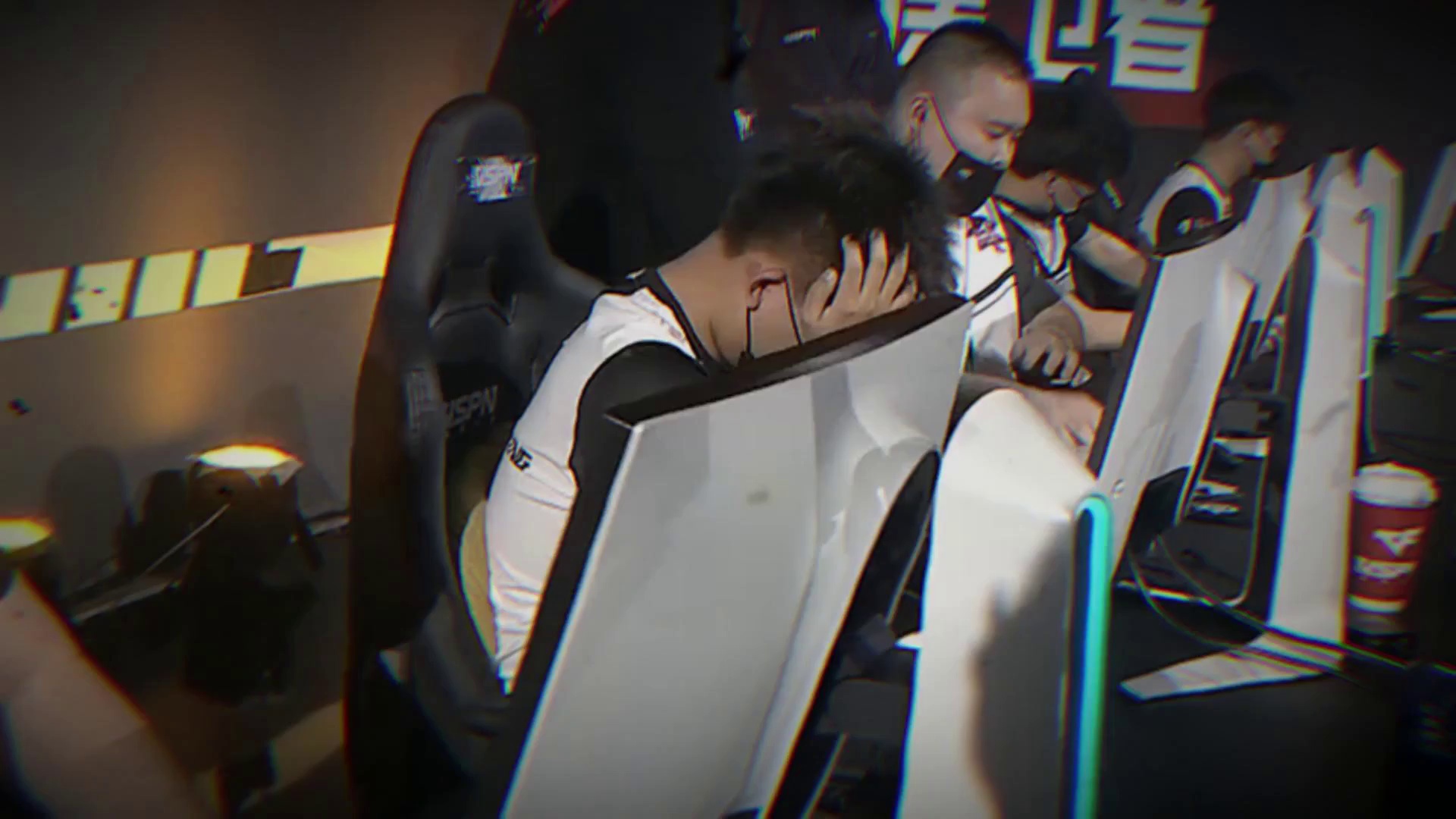 念旧重设M4武器 是否让你想起了当年的意难平。 #CF步枪荣耀 #穿越火线