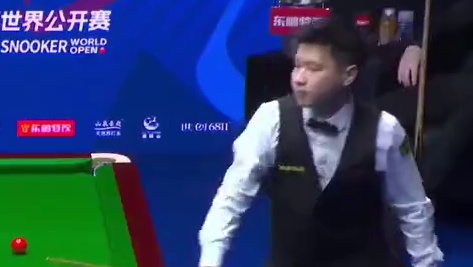 赵心童准度失灵，被超12分顽强反扑未果遭淘汰 2026斯诺克玉山世界公开赛16进8 加里威尔逊vs赵