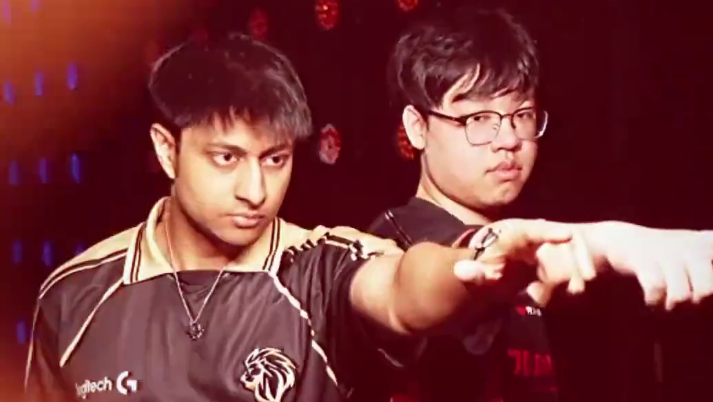 JDG抵达比赛场馆，与LYON互换队服