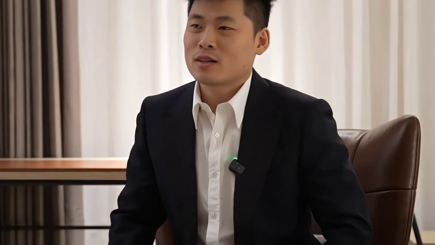 不愧是kpl京爷战队，竞价完全是wb和京东两队互抢，连AG都不加价了，吓得SK都不敢说话