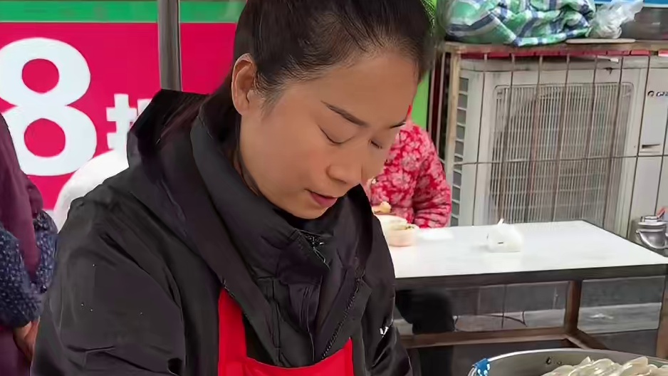 菜市场梓潼片粉手工现撕，一口下去Q弹爽口