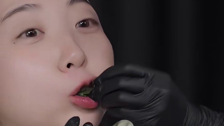 韩国猎奇姐的晚餐