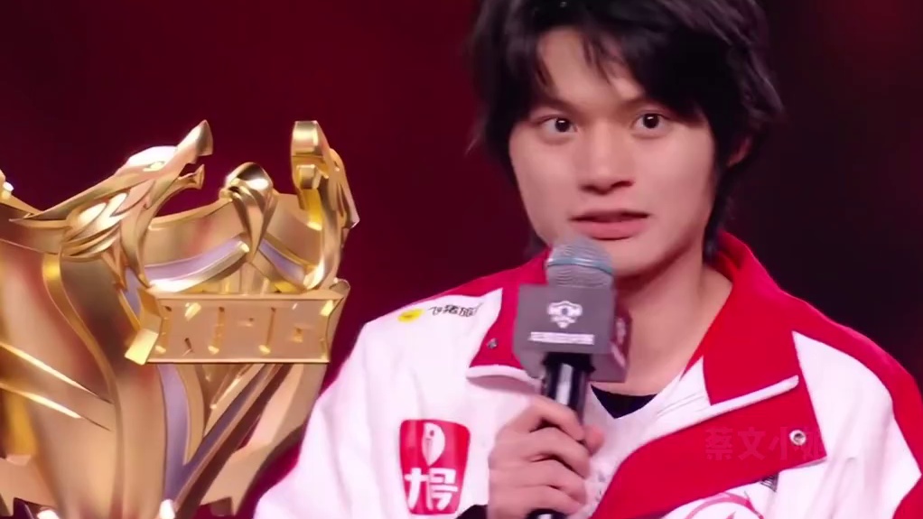 AG训练赛都开始大师轮换了  ​​​