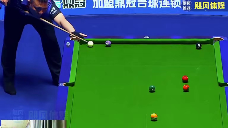 准神想放水被秦利文拆台 台球是一种生活 中八台球