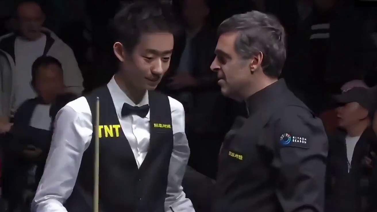 决胜局落后43，奥沙利文逆天准度绝杀吴宜泽晋级决赛！