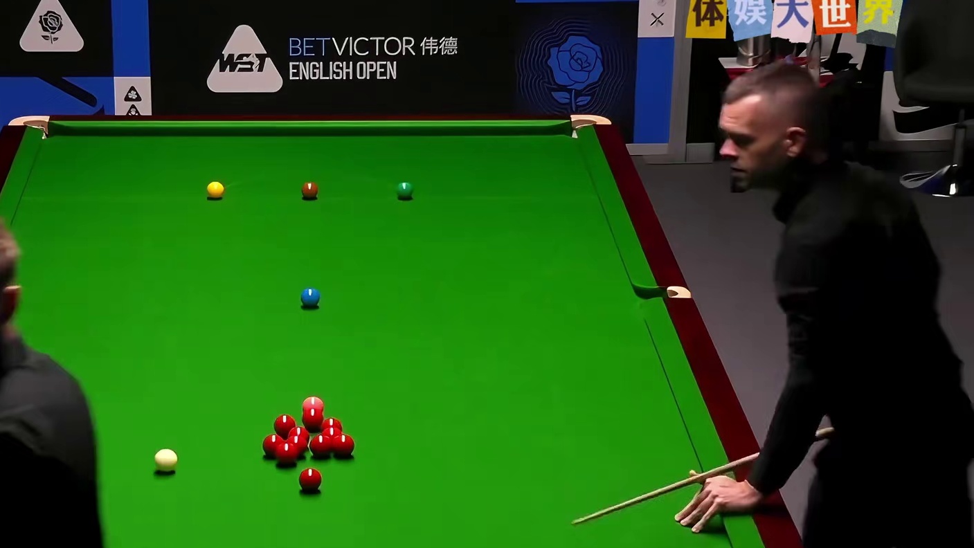 斯诺克争议巨大的判罚，裁判做出的争议判罚，连对手都看不下去了