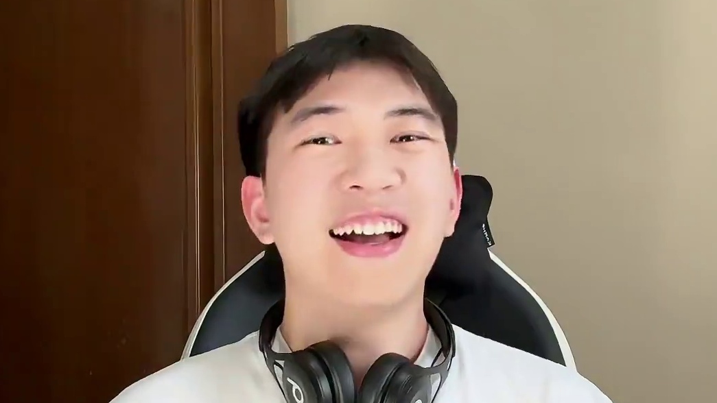 金铲铲春季赛出现三冠冕？！冠军又是大学生！ 云顶之弈