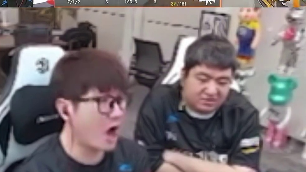 王炸念旧港口中路五杀