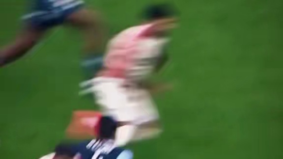 我这一大早猛地一起床，恍惚间居然瞅见大力水手那家伙站在眼前啦！