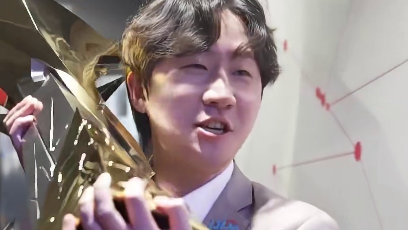 Daeny激情高呼“BLG！BLG！”