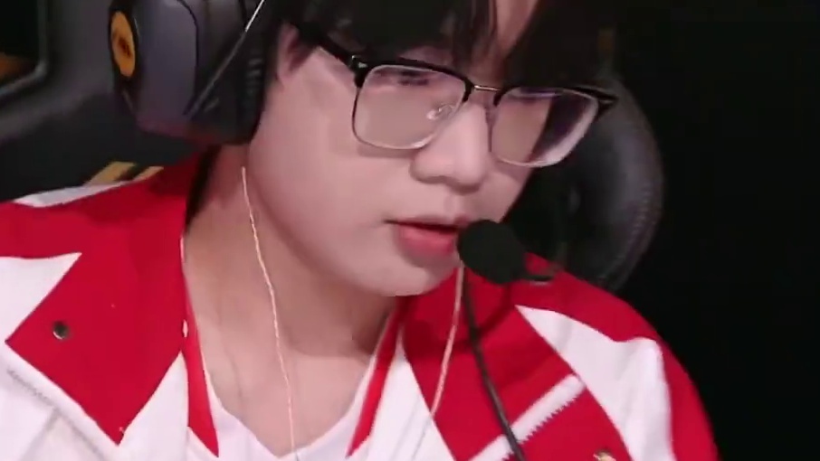 歼灭搞笑语录来听听？手感火热啊！！